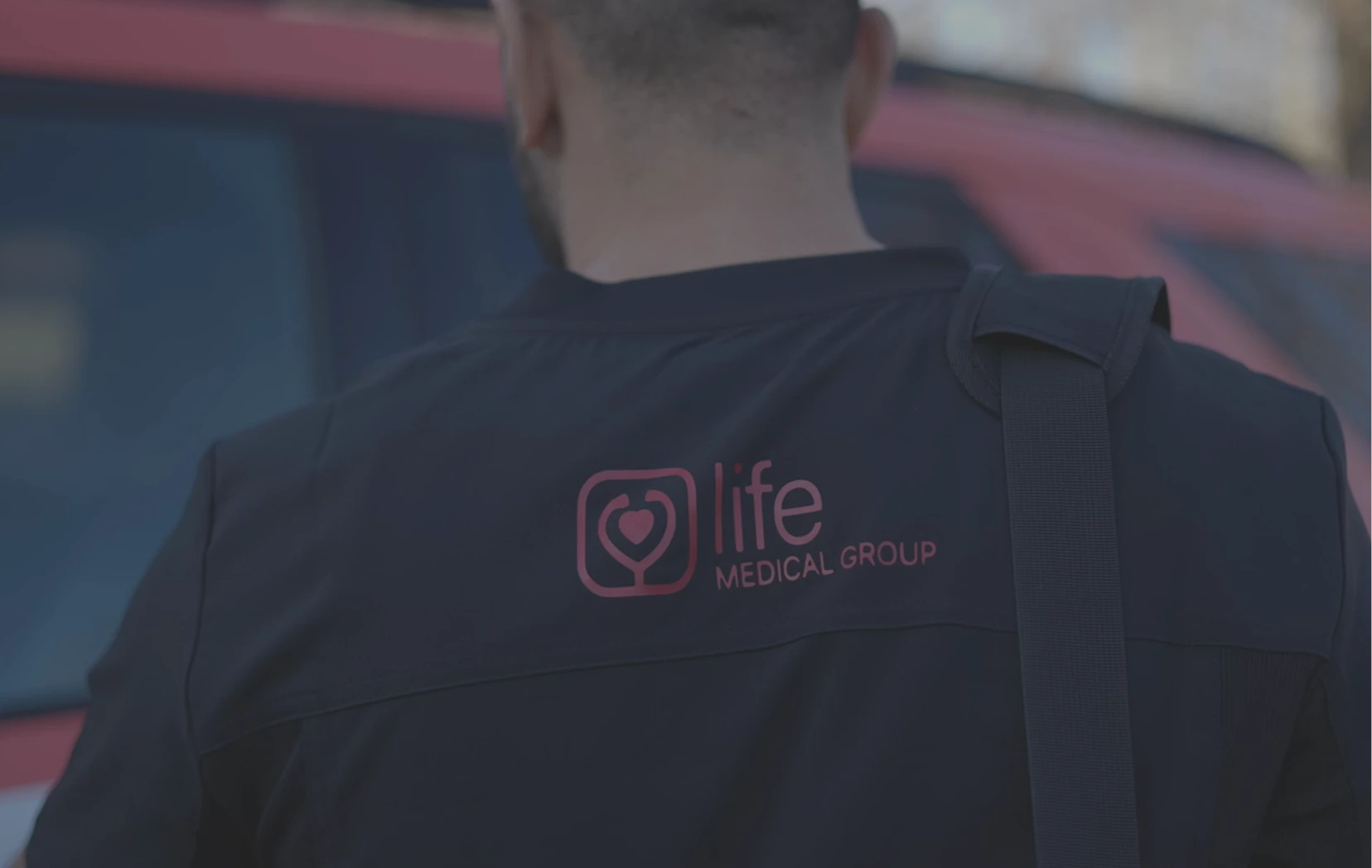 Life Medical urgent care provider arriving at patient’s home